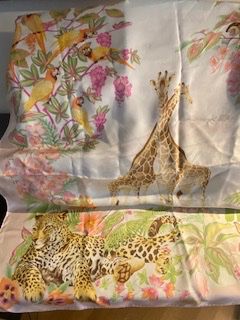 Salvatore Ferragamo Foulards, Tücher & Schals: Salvatore Ferragamo – Neu (gemäss Beschreibung) aus Fribourg von Evita9Vintage 7