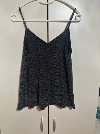 Top mit Spaghettitragen glitzernd schwarz