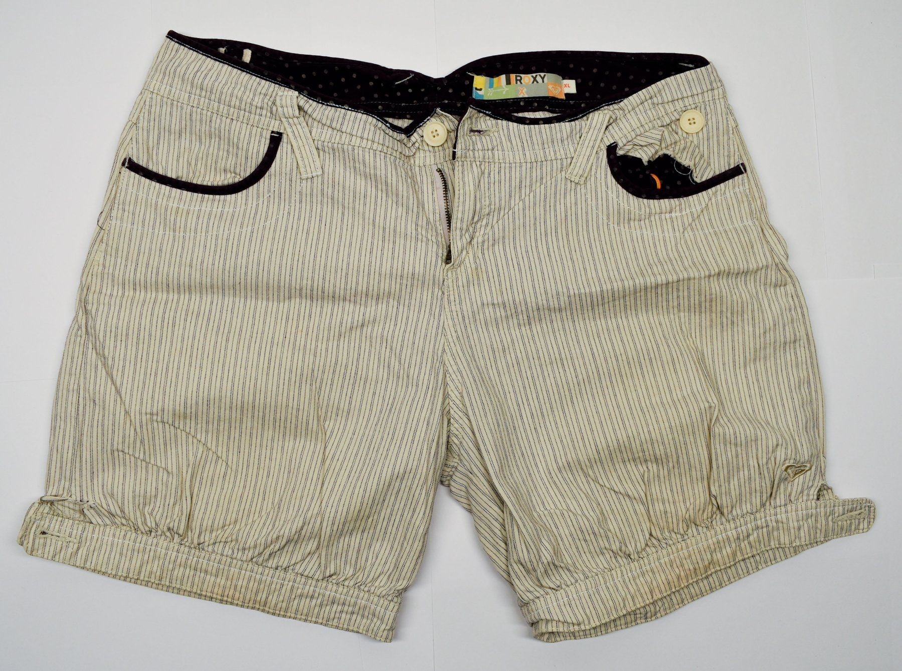 Roxy Pantaloni: kurze Hose, Shorts ROXY Damen – Usato da Biel/Bienne venduto da tim_pww5