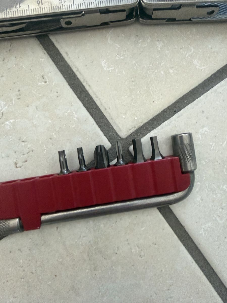 Victorinox Tous les outils: Victorinox Swiss Tool Plus 6 Bits&Wrench – Neuf avec emballage d'origine à Greifensee par Tschappala 4