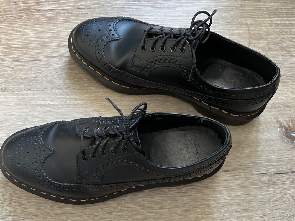 DR. MARTENS ZAPATOS BLUCHER 3989 DE PIEL SMOOTH CALADA