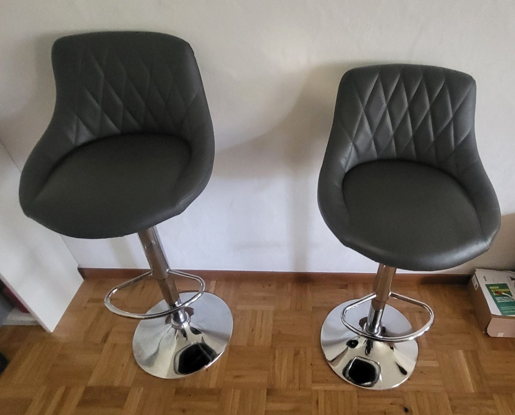 Sgabelli: 2 Barhocker dunkelgrau – Usato da Oberweningen venduto da MADWEX