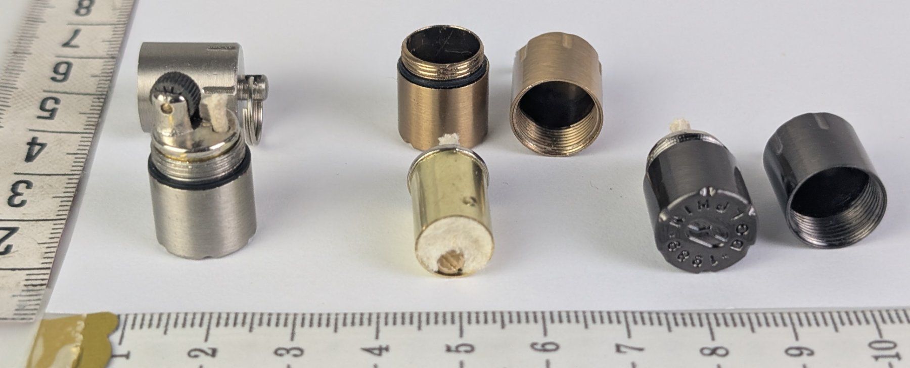 Portachiavi: 1x Mini Schlüsselbund-Feuerzeug, NEU – Nuovo (secondo la descrizione) da Zürich venduto da 1.Simon 3