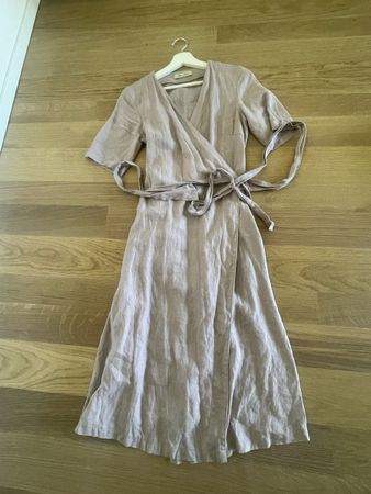 Robe portefeuille en lin