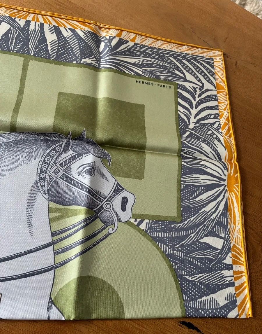 Hermès Foulards & écharpes: Hermès Carré 90 Seidentuch "Cavalier en Formes" – Neuf (Voir description) à Triesen par atos87 1