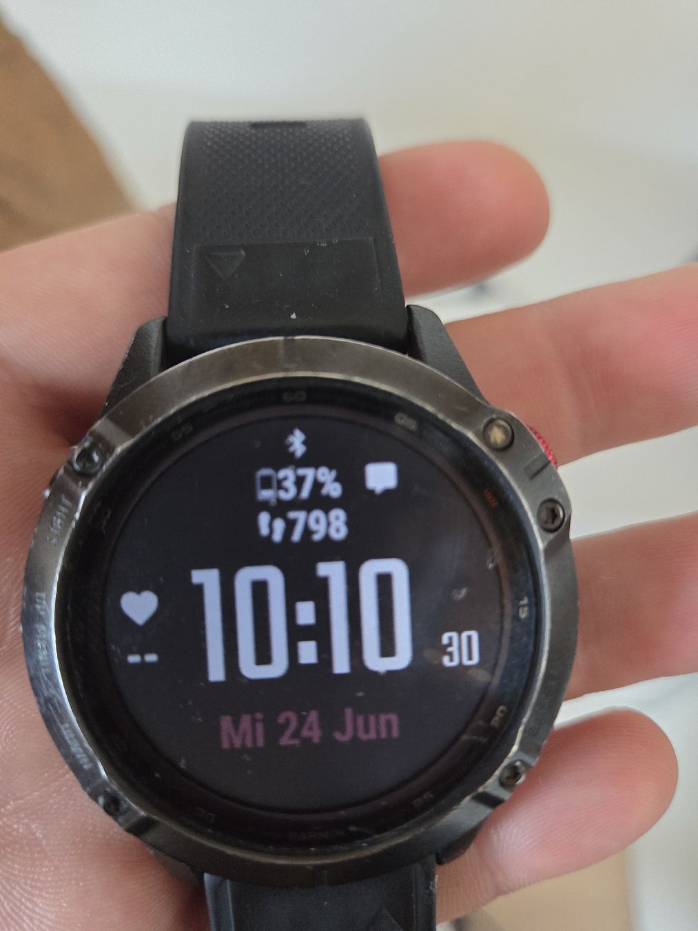 Garmin Smartwatch: Garmin Fenix 6 pro Solar Smartwatch – Usato da Hägglingen venduto da MR.BG 1