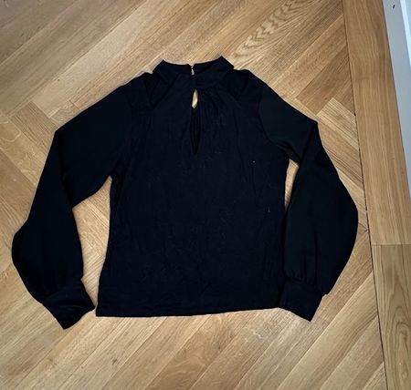 Elegante, schwarze Bluse von Karen Millen, Grösse 44