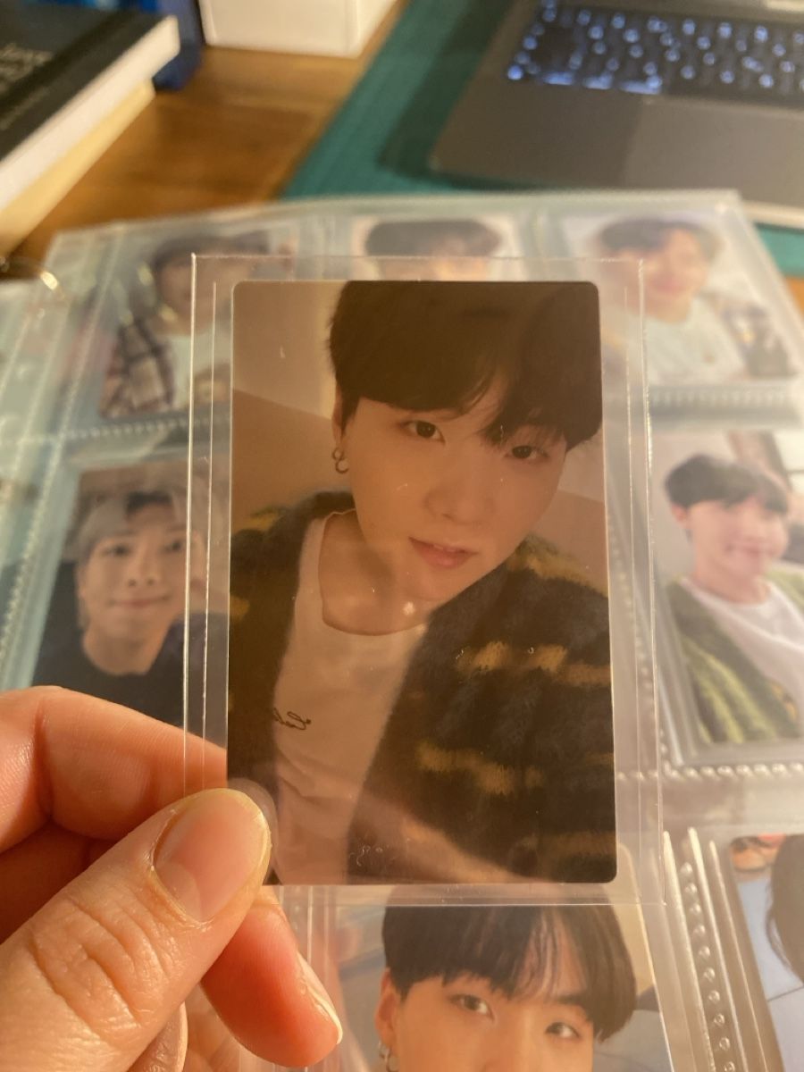 Carte collezionabili: BTS Suga BE Pob – Nuovo (secondo la descrizione) da Pieterlen venduto da Mondbuchzauber_rkive