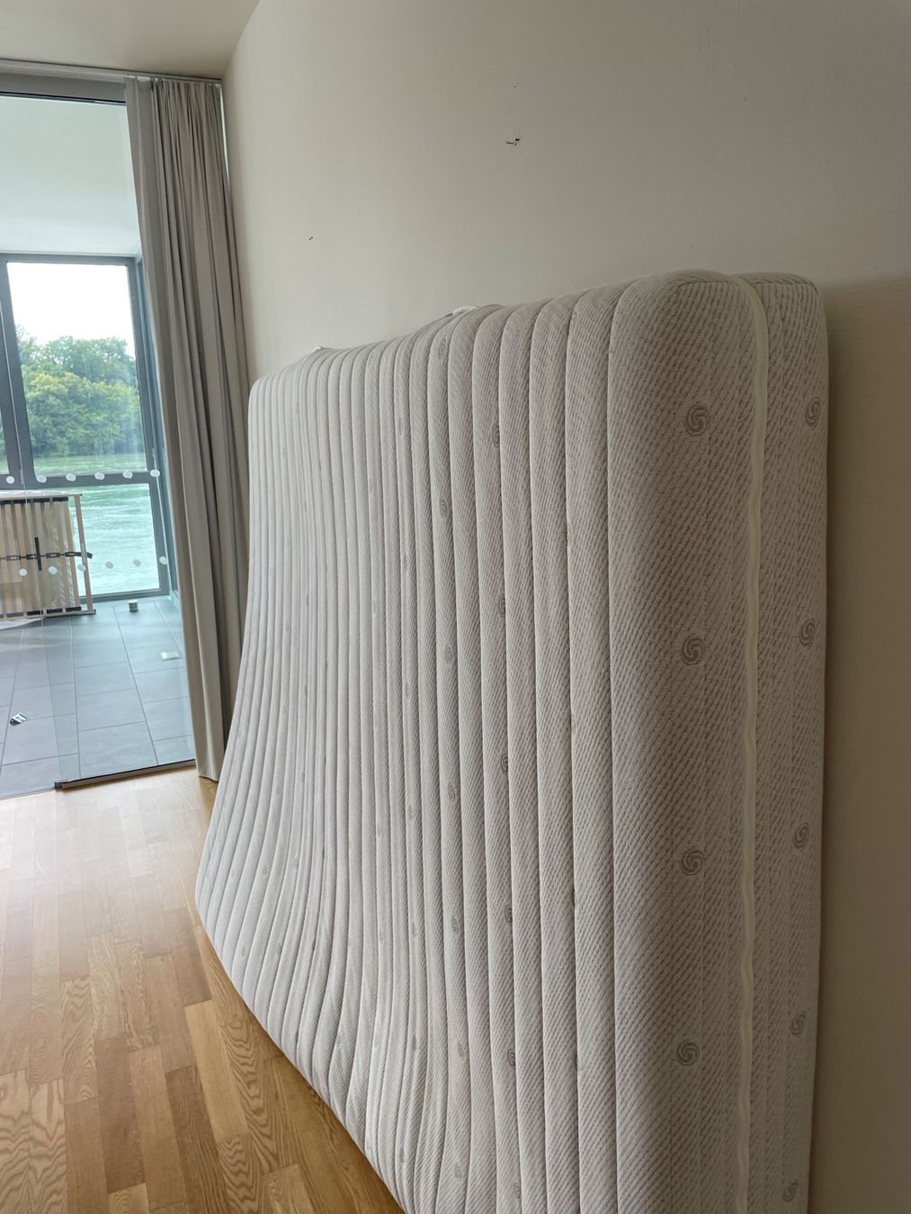 Interio Betten: Doppelbett von Interio – Gebraucht aus Bretzwil von neuguinea 7