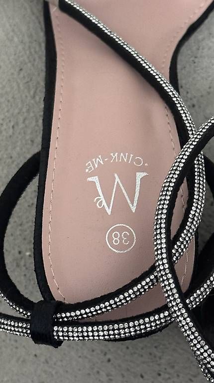 Scarpe da donna: Schwarze Sandalen mit Glitzer - neu – Nuovo e nell'imballaggio originale da Schlieren venduto da _lgv 1
