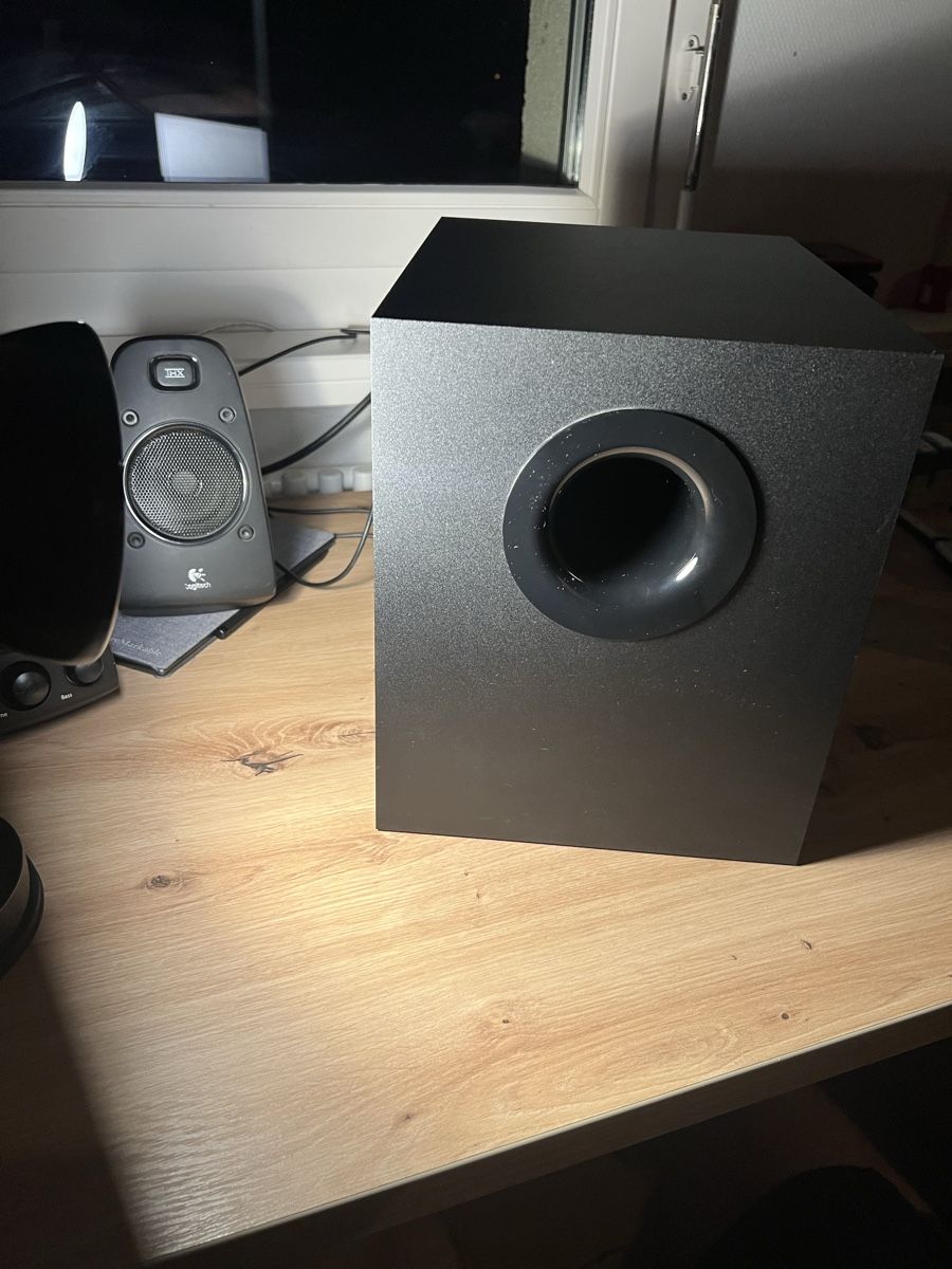 Logitech Haut-parleurs: Lautsprecher System Z623 Logitech – D'occasion à Bütschwil par mar_6zbv 5