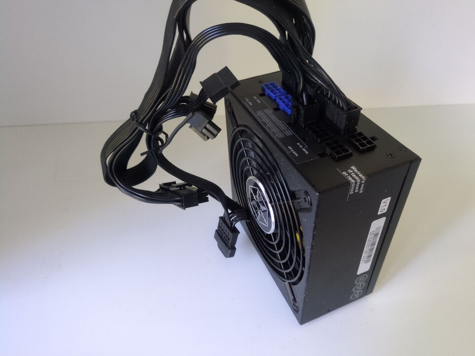 Elektronikbauteil: SilverStone SFX-L 700W – Gebraucht aus Langenthal von YElektra