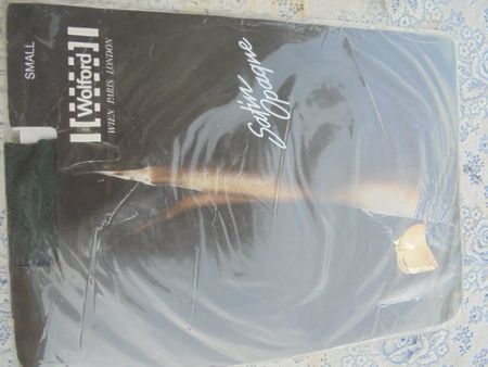 Strumpfhose Wolford Small Satin Opaque schwarz