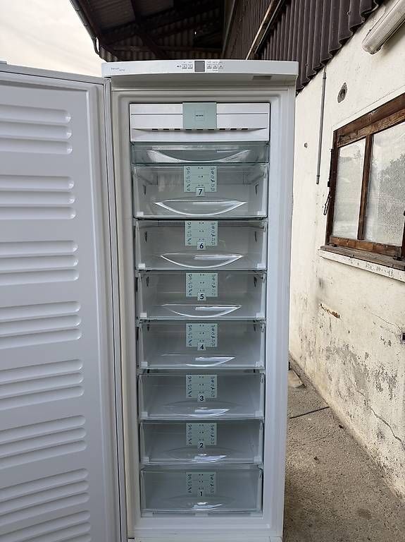 Liebherr Congelatori: Gefrierschrank Liebherr NoFrost – Usato da Künten venduto da buli76