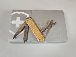 Victorinox Classic SD Precious Alox, Brass Gold