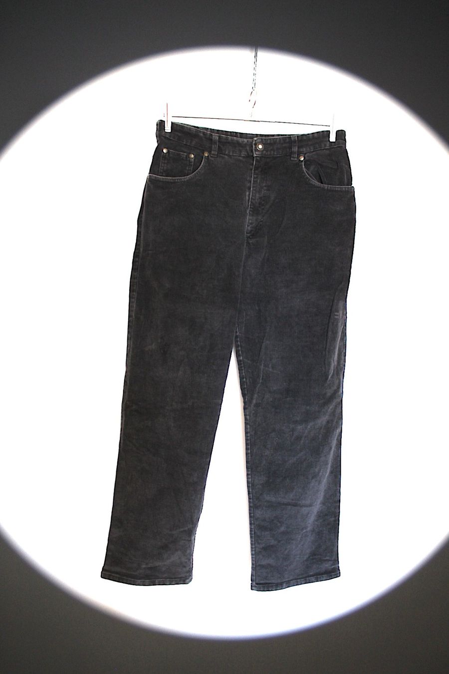 Hosen: Schwarze Herren Manchesterhose, DE-Gr. 48, – Gebraucht aus Locarno von madame-tus-sauds 3