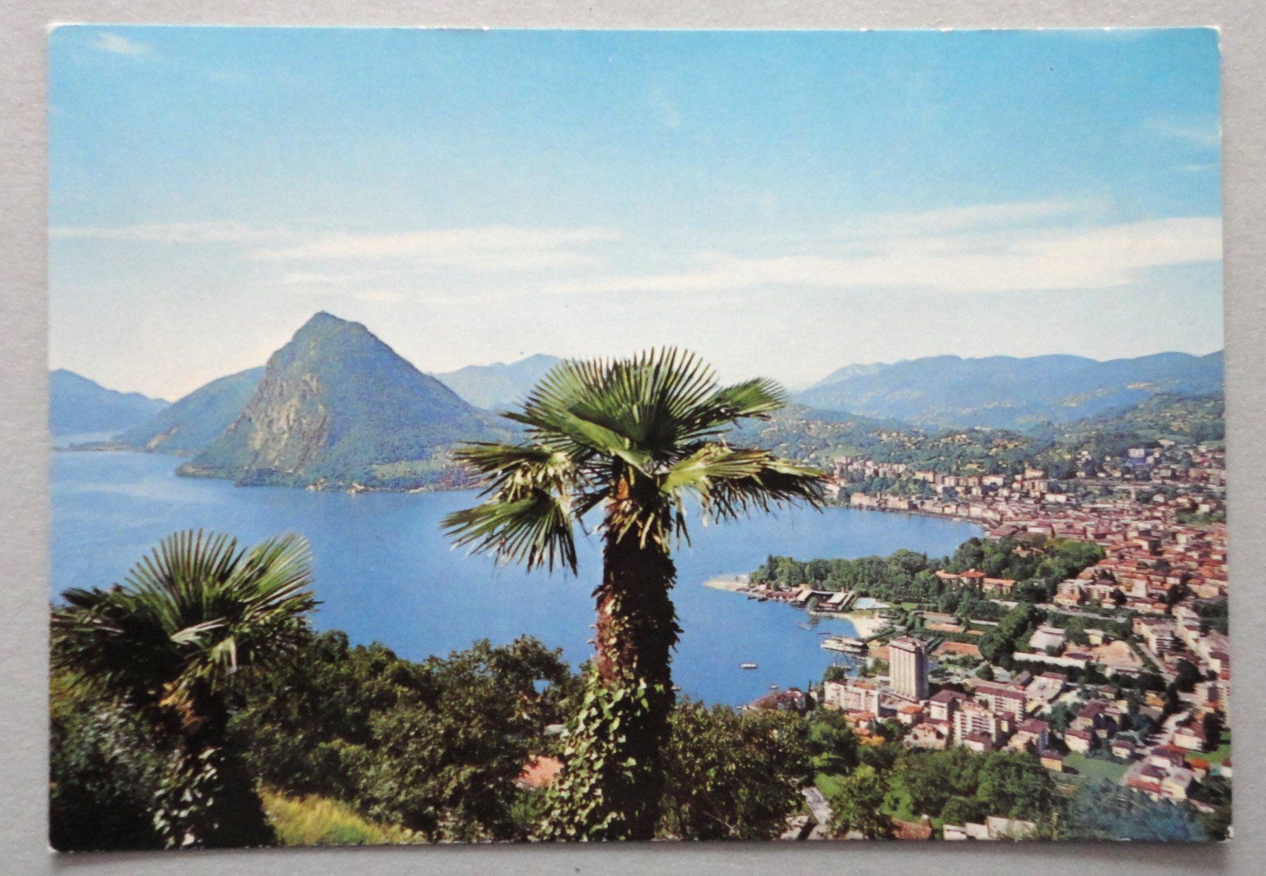 Cartoline postali: Lugano - Panorama con Monte S. Salvatore – Usato da Fétigny venduto da Billy2miny
