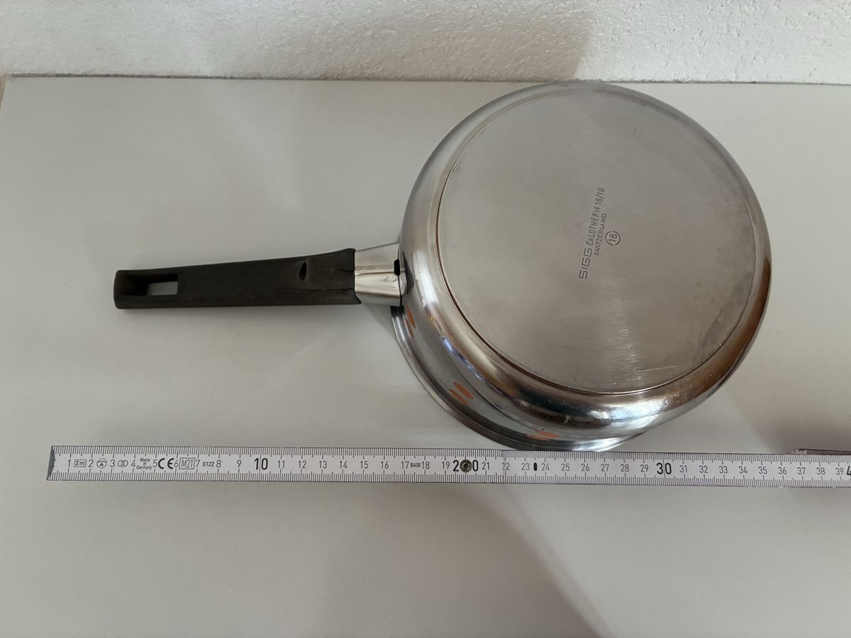 Sigg Padelle: SIGG Pfanne 18cm Durchmesser gebraucht – Usato da Burgdorf venduto da Calvia 4