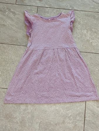 Kleid H&M Grösse 122/128 lila Herzmuster neu
