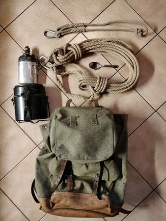 Schweizer Armee Militär Rucksack mit Zubehör