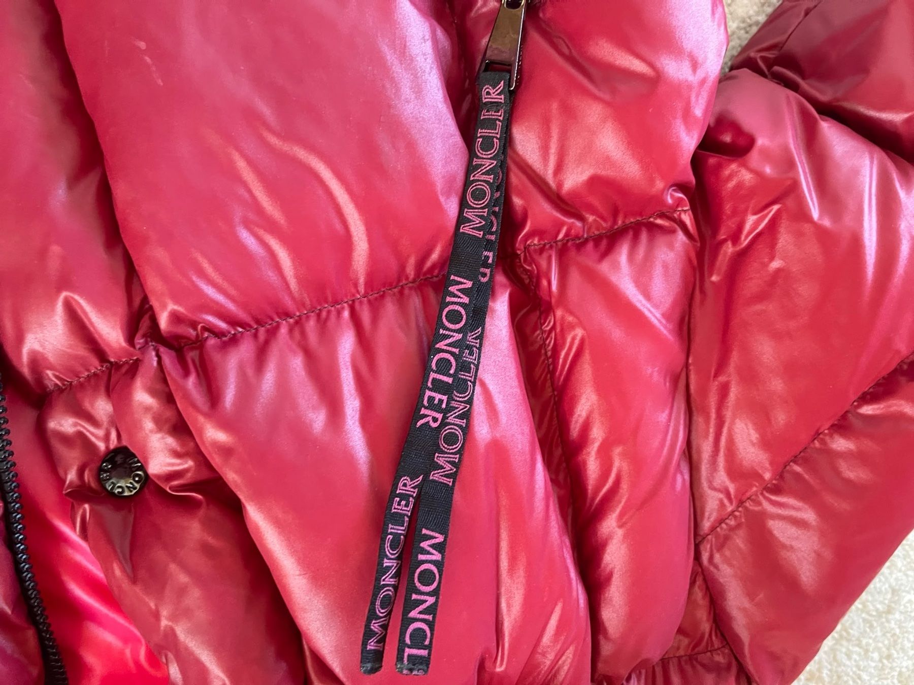 Moncler Jacken: Moncler Jacke rot – Neu (gemäss Beschreibung) aus Kirchberg SG von ani_xq65 7