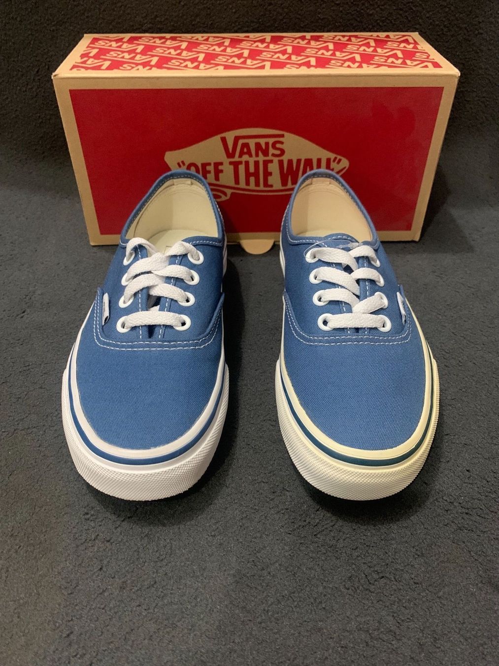 Vans Scarpe da uomo: Vans Authentic , Grösse EU 37 – Nuovo e nell'imballaggio originale da Zürich venduto da LIQUIDATOR.CP 2