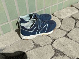 Fila Turnschuhe für Mädchen, Grösse 32 (EU)