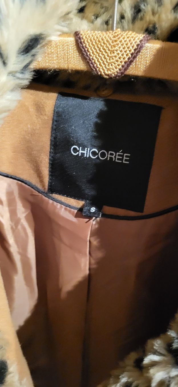 Giacche: Chicorée Damenjacke, Gr. S, mit Leopardenmuster – Usato da Konolfingen venduto da Bio-suisse 5