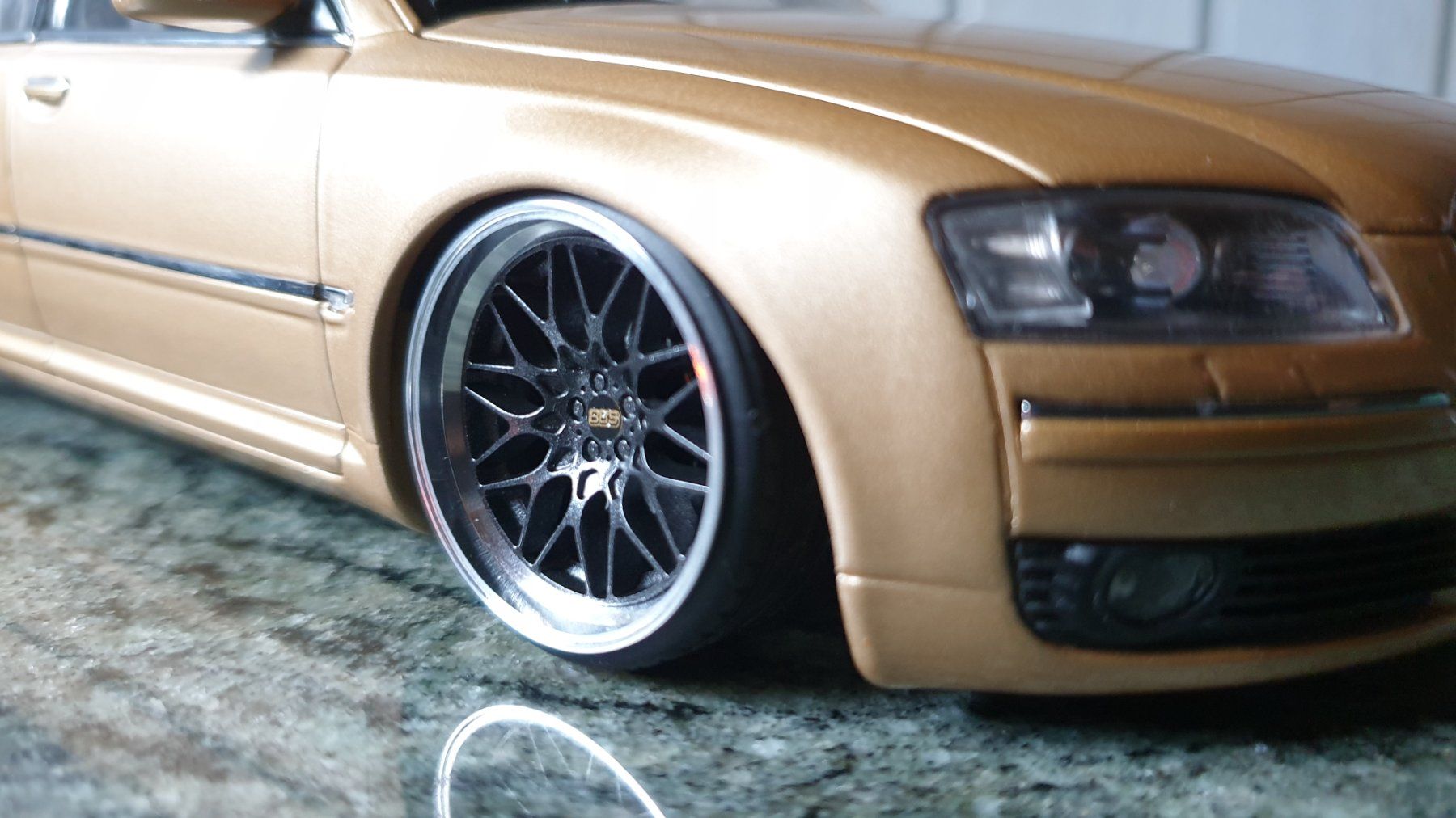 Audi Modellautos: AUDI A8 W12 / KYOSHO 1:18 TUNING – Neu und originalverpackt aus Wengi b. Büren von Ot1000 3