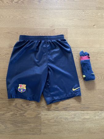 Short de foot FC Barcelone + chaussettes Barca