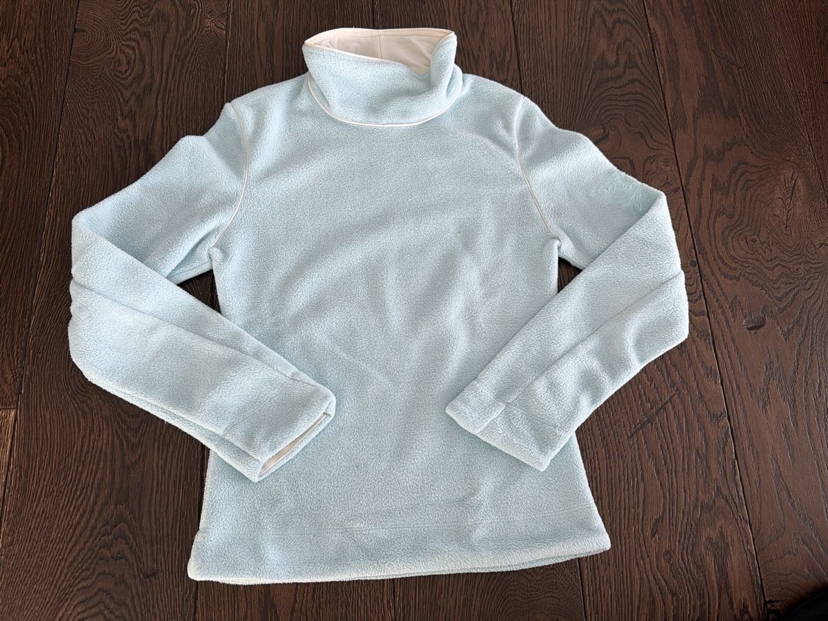 Jet Set Pulls & Sweat-shirts: Faserpelzpullover Damen Jet Set Gr. 1 – D'occasion à Büren SO par Nuri09
