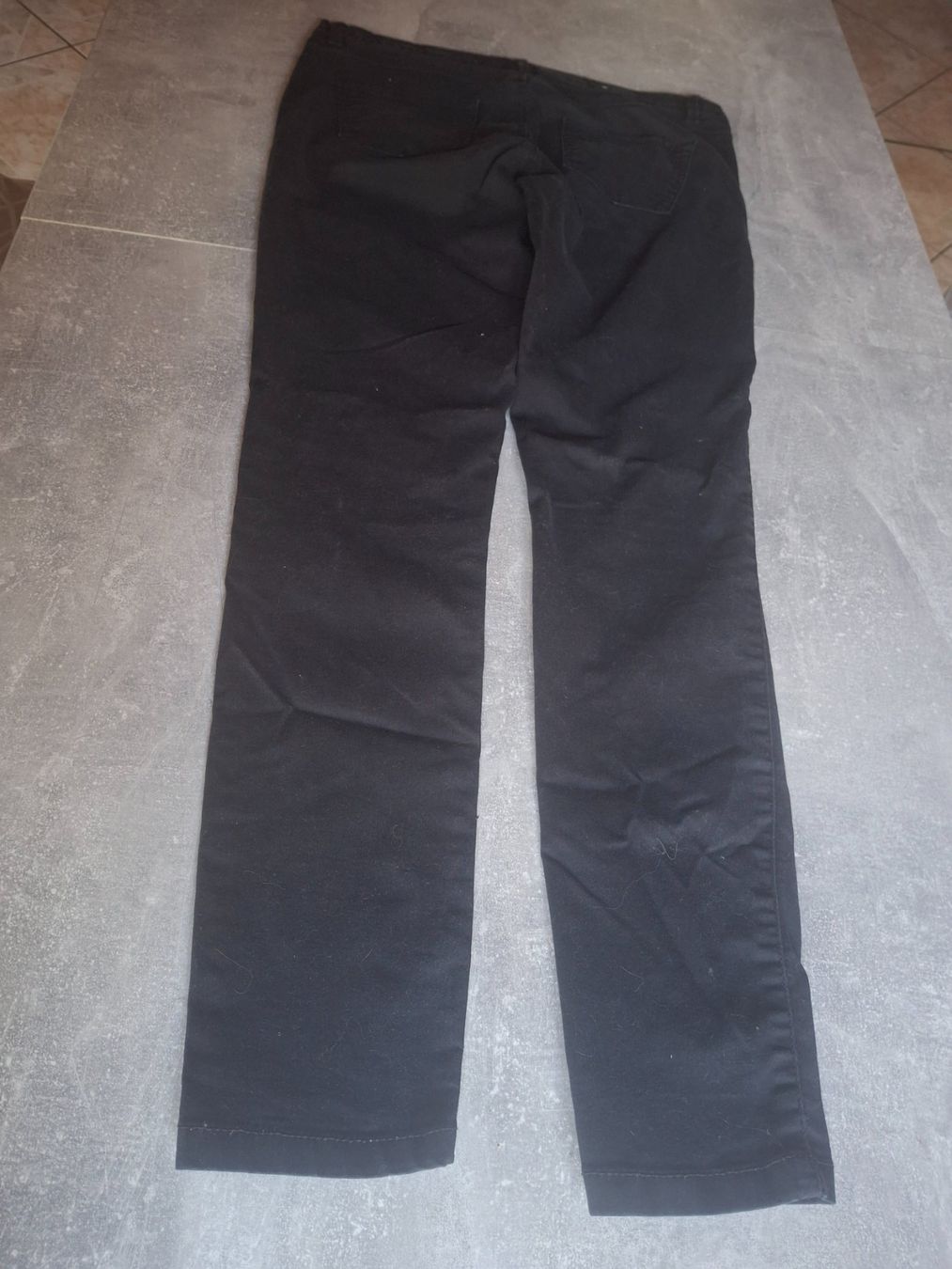 Pantaloni: Pantalon taille élastique grandeur 40 marque Camaïeu – Usato da Villiers venduto da san_jn5w