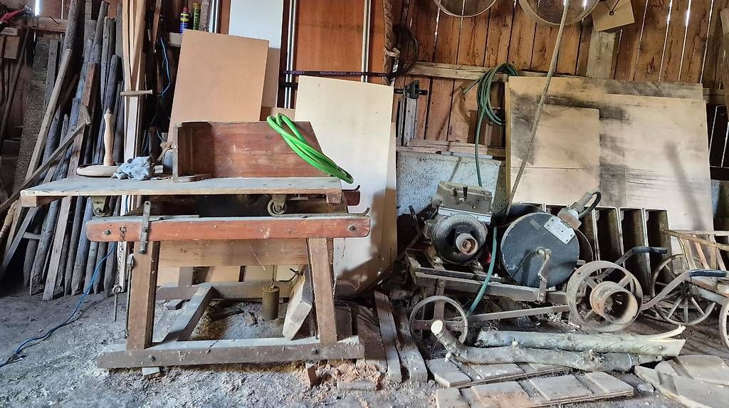 Sägen: Holzfräse mit Bucher-Elektromotor – Gebraucht aus Ebmatingen von rodinal125