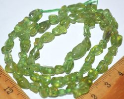 Stein Perlen Strang L-6024 – Myanmar Peridot 40cm 6-8mm