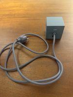 Avolt Square1 Steckdosenleiste mit USB A (grau/blau)