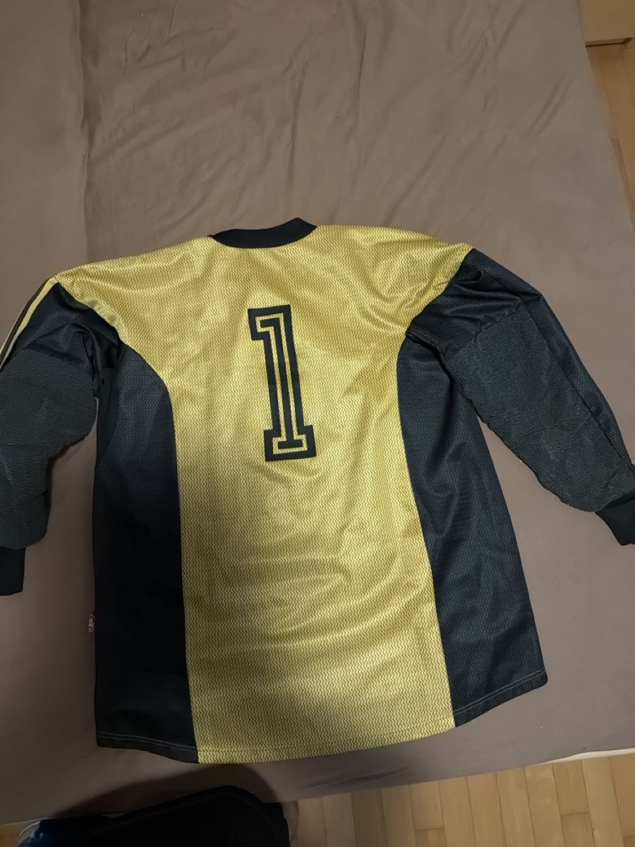 Adidas Pulls & Sweat-shirts: Adidas portiere  – D'occasion à Sementina par bru_vpp5 1