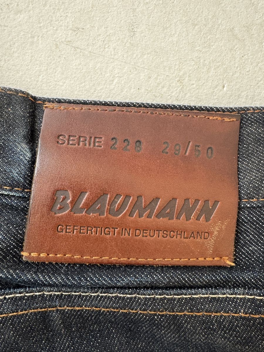Blaumann Jeans: Blaumann Jeans gerader Schnitt – Usato da Klosters venduto da flo_n5c8 3