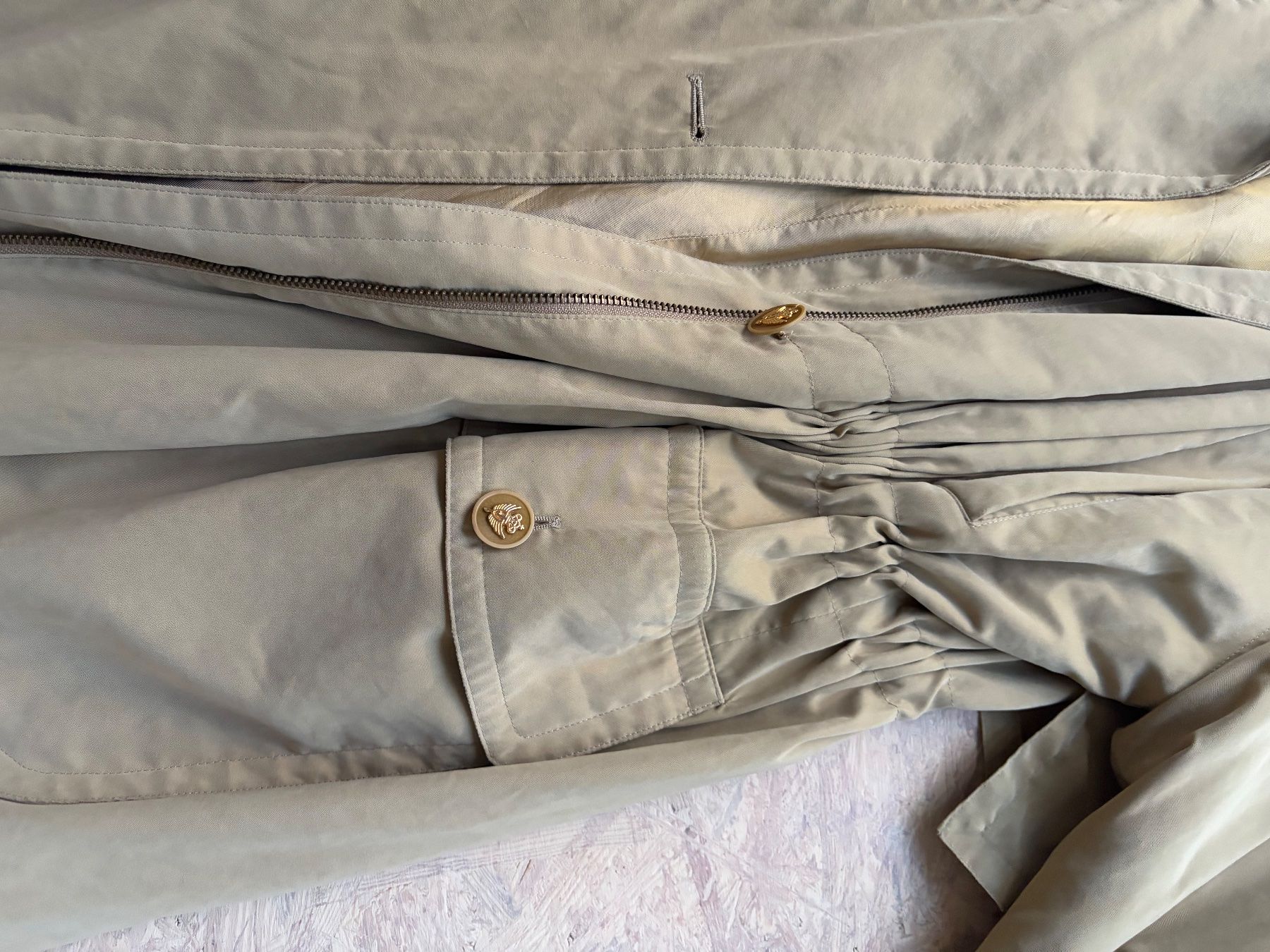 Cappotti: Vintage JOBIS Trench Coat – Usato da Zürich venduto da alg_qd2y 4
