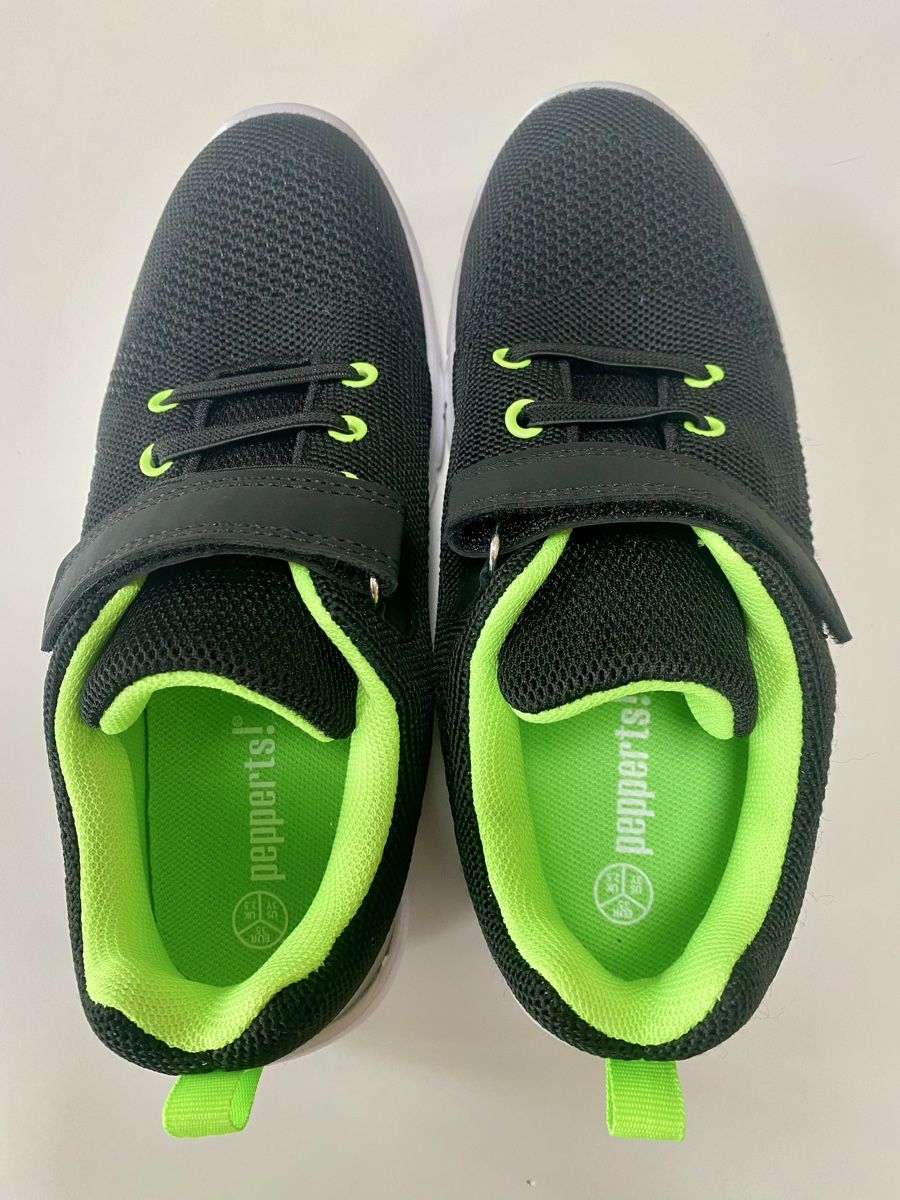 Scarpe per ragazzi: Kinder Freizeitschuhe Gr.35 NEU – Nuovo (secondo la descrizione) da Oftringen venduto da Melanaffo81 2