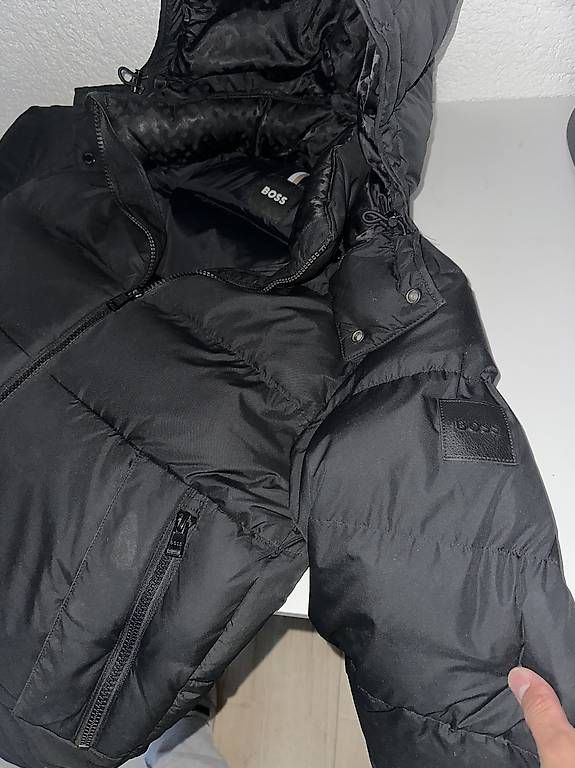 Jacken: Hugo boss winterjacke – Gebraucht aus Hitzkirch von Oli.Fashion 2