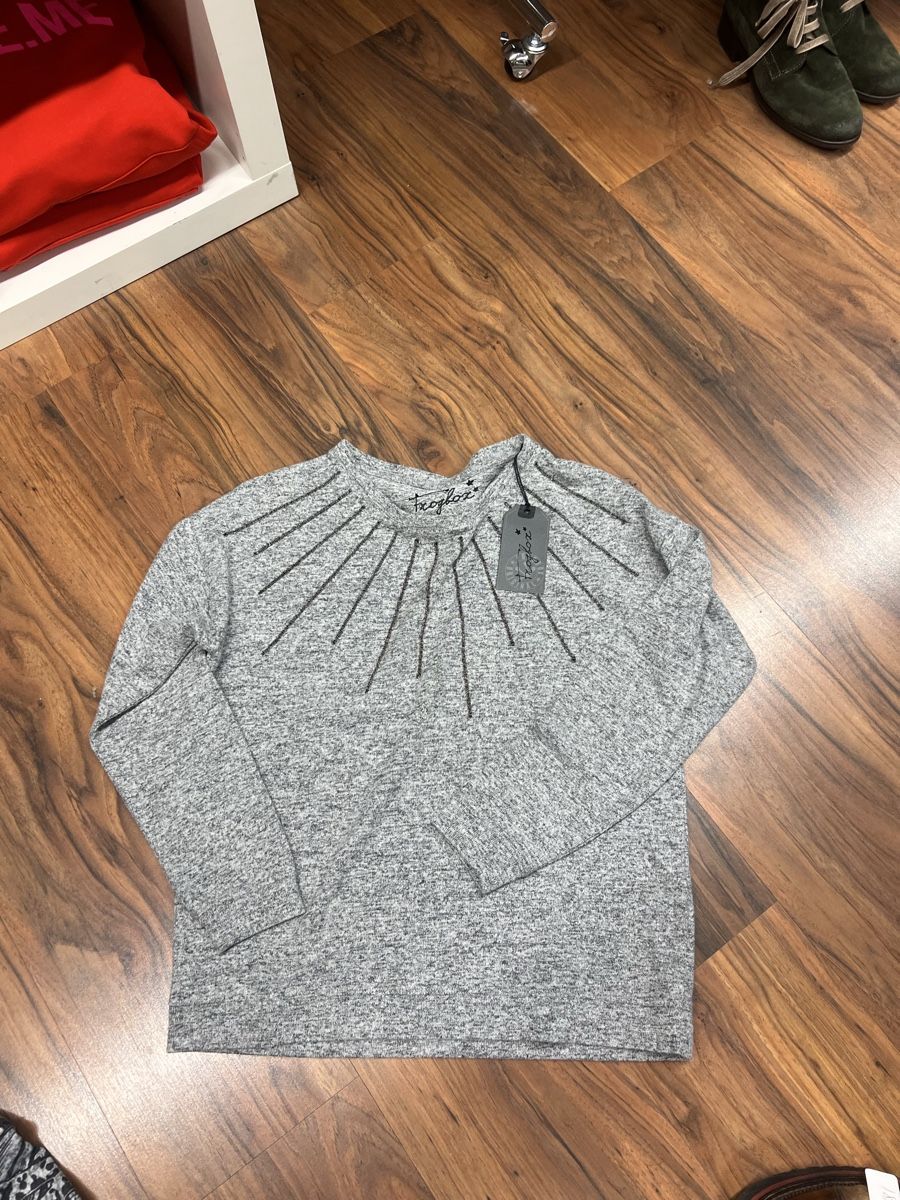 Pullover & Sweatshirts: Frogbox Sweatshirt Grau Meliert mit Perlen neu Gr.S – Neu und originalverpackt aus Burgdorf von puppennetz