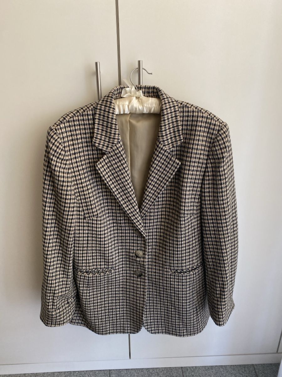 Jacken: Vintage Oversize Blazer – Gebraucht aus Adliswil von las_v7gb 1