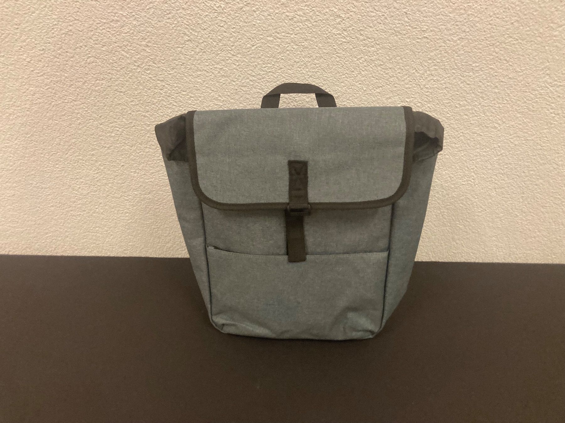 Rucksäcke: Rucksack ca. 40 x 30 cm, Polyester, grau – Neu (gemäss Beschreibung) aus Neuenhof von jorogo