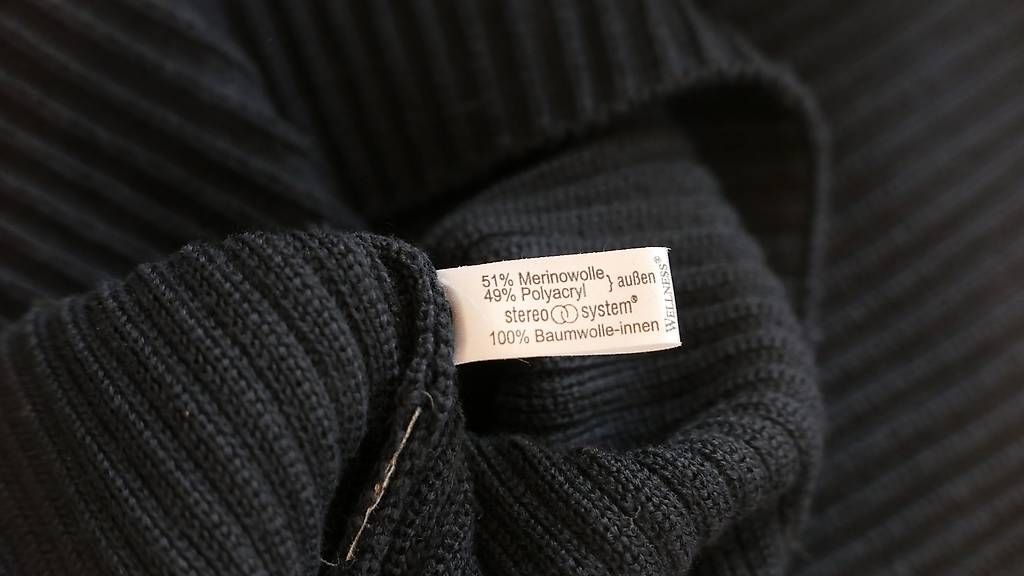 Pullover & Sweatshirts: Maselli Pullover schwarz Gr 54 – Gebraucht aus Zürich von EllaHa 2