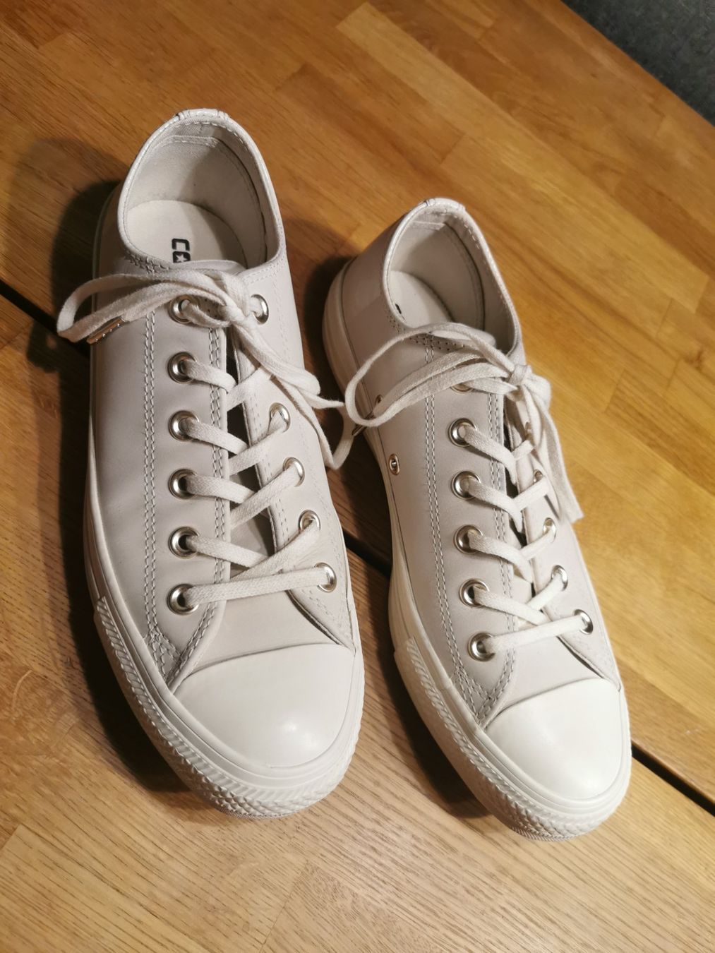 Converse Scarpe da donna: Converse All Star Leder Gr. 39 – Usato da Gunzgen venduto da 0Aurin0