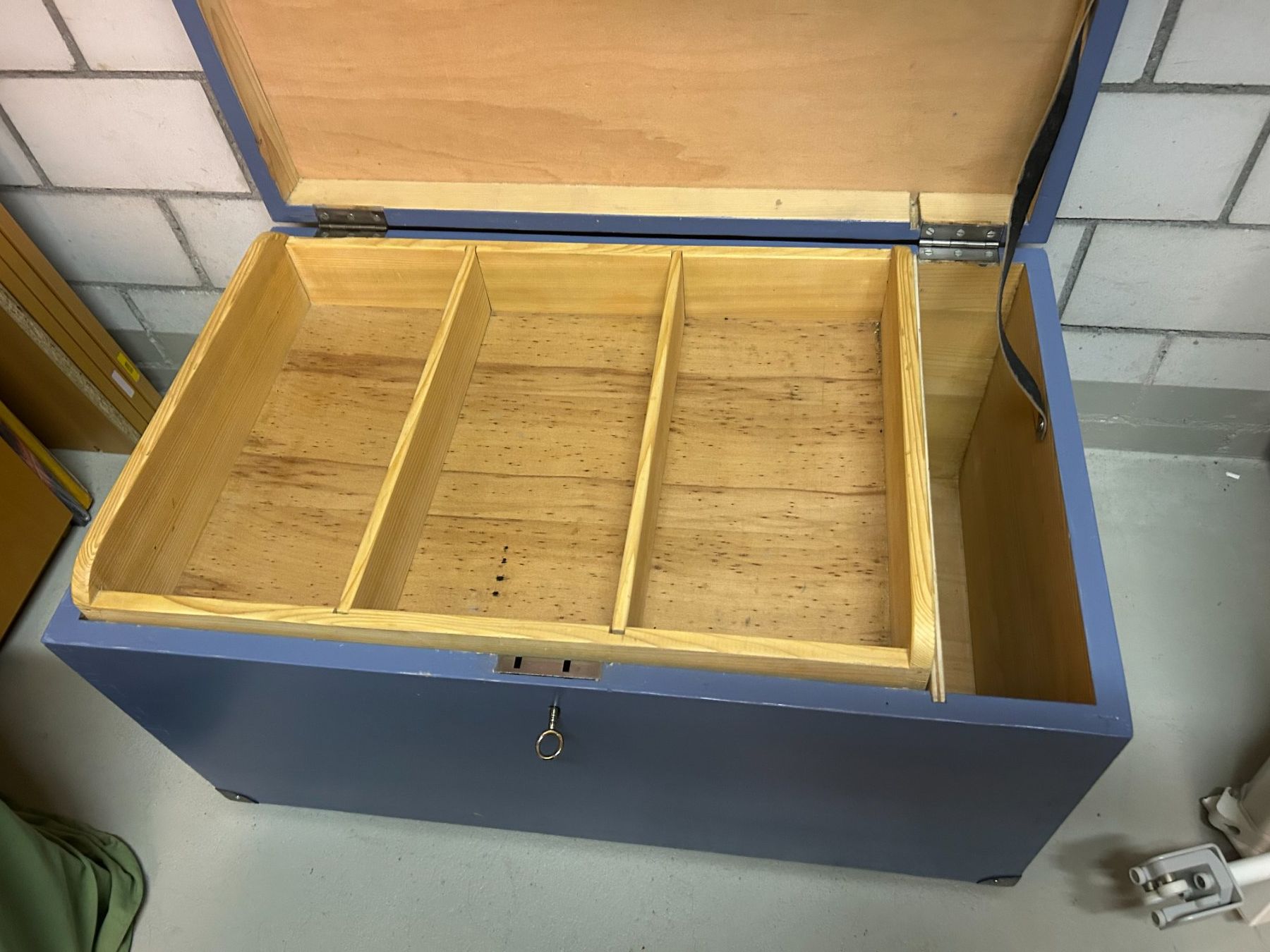 Truhen: Holz Truhe – Gebraucht aus Würenlingen von 12345678 3