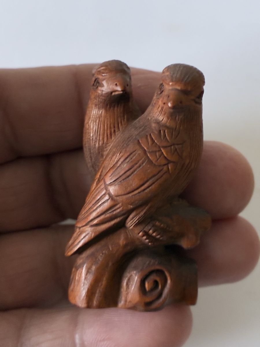 Netsuke Poissonnière Poulpe & Poisson – Sculpture Buis Japonais Taillée Main – Figurine Miniature Collection & Décoration 69×57×24 Mm