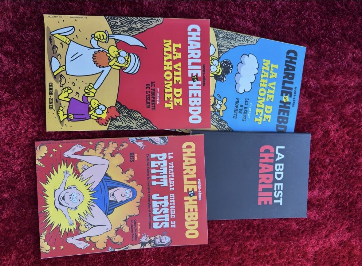 Zeitschriften & Magazine: Charlie Hebdo: Collection Exceptionnelle - Raretés! – Gebraucht aus Villars-sur-Glâne von Gott0809 3