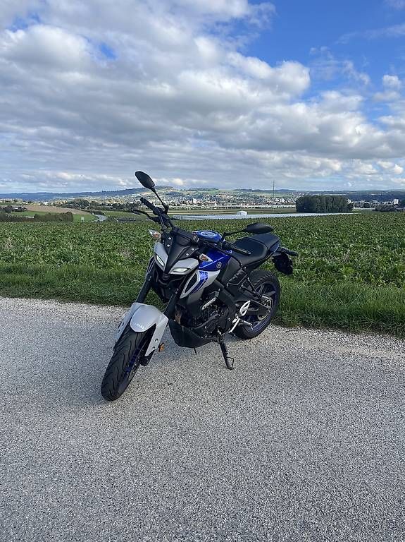 Strada: MT 125 bleue – Usato da Orbe venduto da luc_k2kg 1