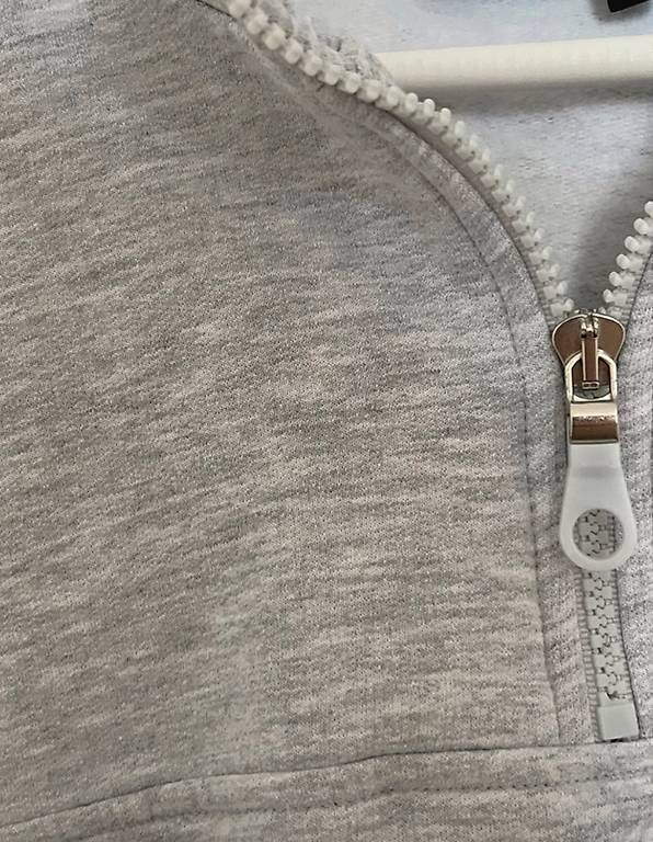 Maglioni & Felpe: Grauer Pullover / Sweatshirt Gr. 38 von Asos – Usato da Zürich venduto da Imaime 2